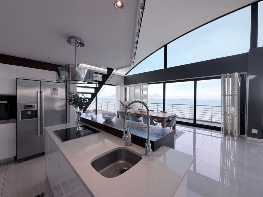 3 Bedroom Property for Sale in Beachfront Western Cape